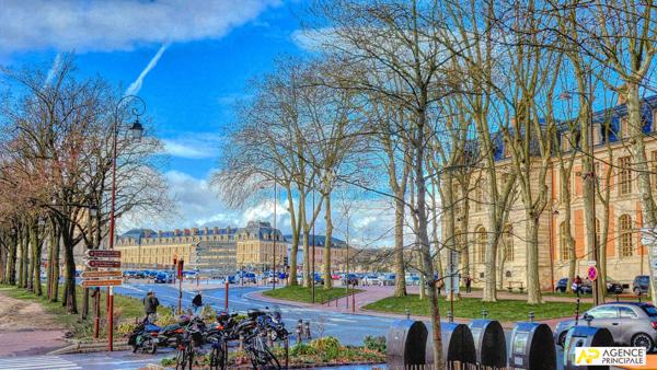 Versailles Saint-Louis château - Appartement 2 pièces 55.42 M² CARREZ €448 000 ** - Référence 27576