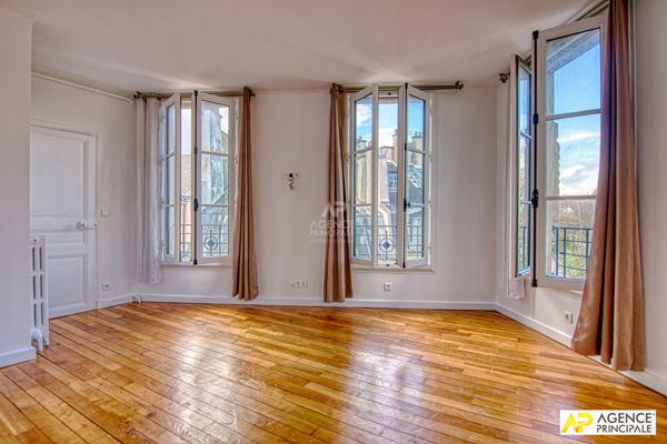 Versailles Saint-Louis château - Appartement 2 pièces 55.42 M² CARREZ €448 000 ** - Référence 27576