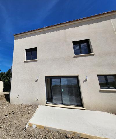 EXCLUSIVITE A MORIERES VEDENE - GRAND AVIGNON - MAISON A VENDRE DE 94 M² DE SURFACE HABITABLE AVEC TERRAIN DE 95 M²
