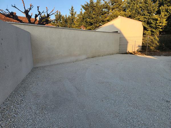 EXCLUSIVITE A MORIERES VEDENE - GRAND AVIGNON - MAISON A VENDRE DE 94 M² DE SURFACE HABITABLE AVEC TERRAIN DE 95 M²