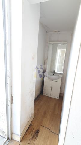 Vente maison de ville Soyaux (16800), 94.00m² avec 4 pièce(s) dont 3 chambre(s) sur 200.00m² de terrain. Agence Allard Brimeaud