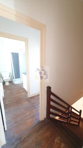 Vente maison de ville Soyaux (16800), 94.00m² avec 4 pièce(s) dont 3 chambre(s) sur 200.00m² de terrain. Agence Allard Brimeaud
