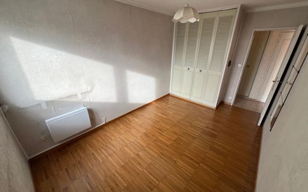 Appartement à vendre    4 pièces • 77,69 m2 Le Bourget