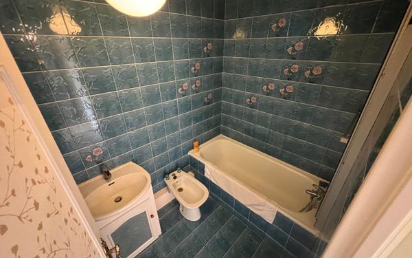 Appartement à vendre    4 pièces • 77,69 m2 Le Bourget