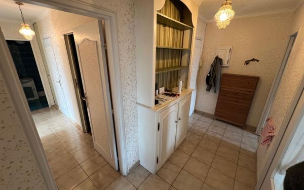 Appartement à vendre    4 pièces • 77,69 m2 Le Bourget