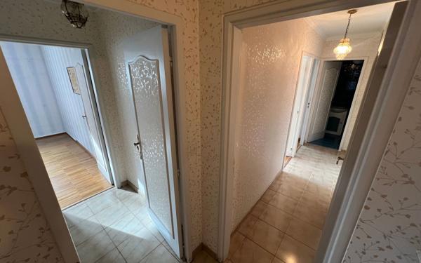 Appartement à vendre    4 pièces • 77,69 m2 Le Bourget