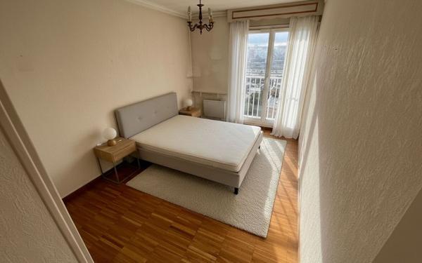 Appartement à vendre    4 pièces • 77,69 m2 Le Bourget