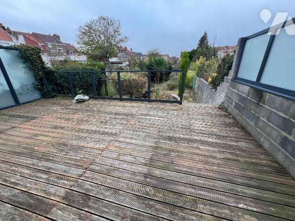 En exclusivité chez votre Notaire, maison de ville sur Coudekerque-Branche (59210) dans le quar...