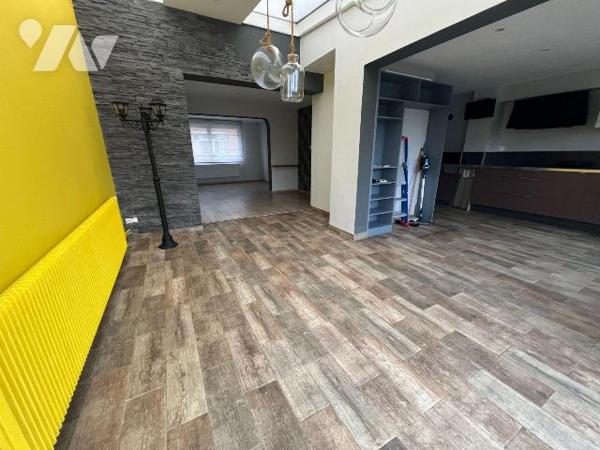 En exclusivité chez votre Notaire, maison de ville sur Coudekerque-Branche (59210) dans le quar...