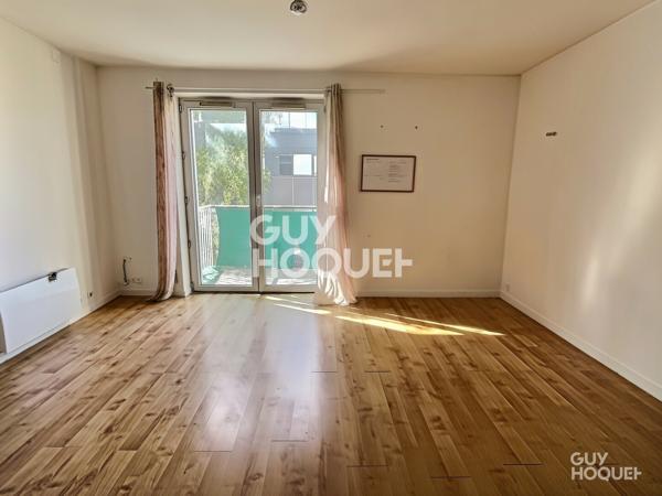 À VENDRE – 2 PIÈCES 50 M² AVEC BALCON ET PARKING – AUBERVILLIERS