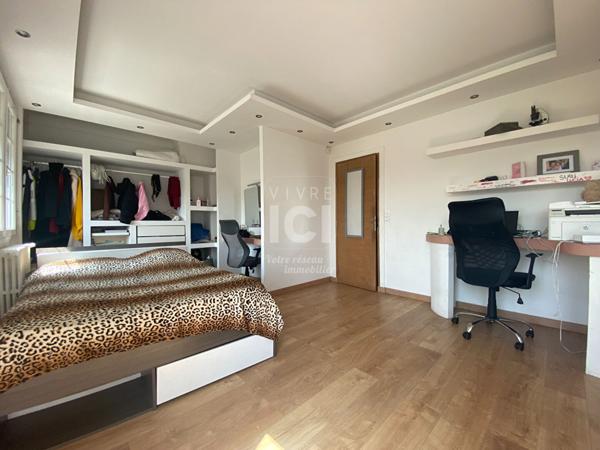 Maison - 6 pièces - 140 m2