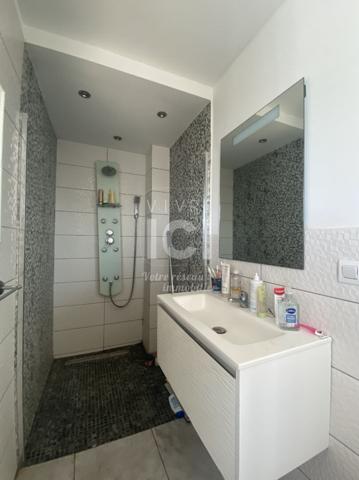 Maison - 6 pièces - 140 m2