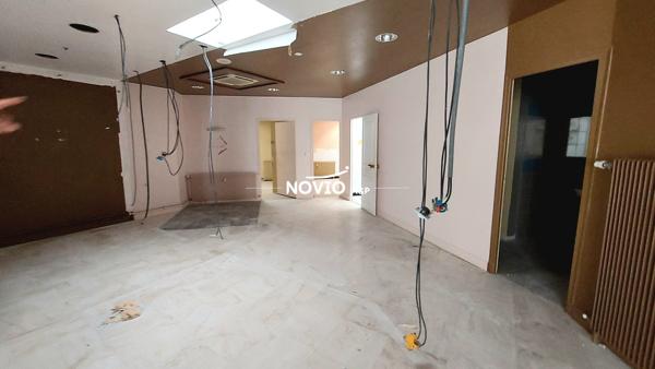 local commercial / bureaux 141 m²