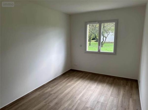 Maison à louer à Massignieu-de-Rives dans l'Ain (01300), ref : 01082-L86