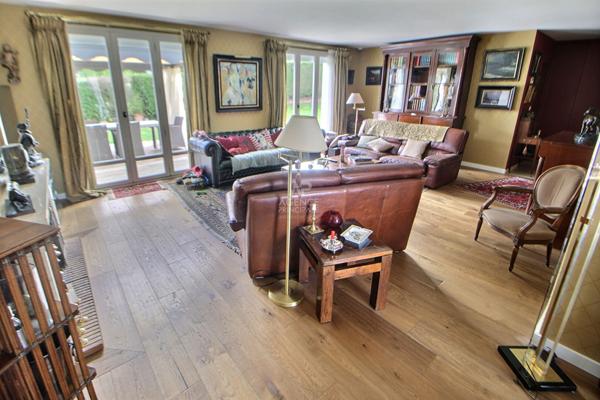 Maison Vernouillet 6 pièce(s) 147 m2 €559 000 ** - Référence 1065