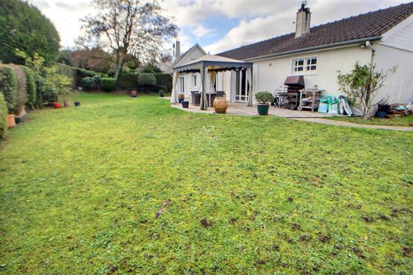 Maison Vernouillet 6 pièce(s) 147 m2 €559 000 ** - Référence 1065