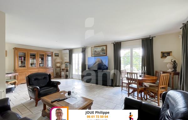 Maison 7 pièces de 237 m2 à Joigny (89300)