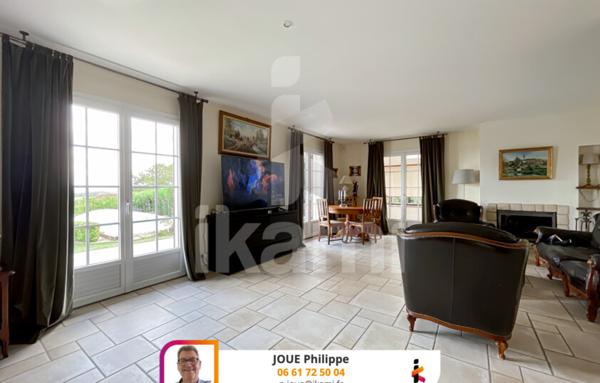 Maison 7 pièces de 237 m2 à Joigny (89300)