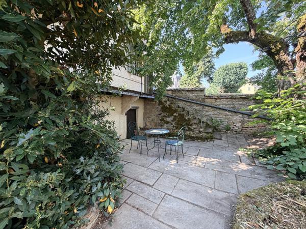 Maison
         7 pièces
        - 177 m² Bien prestige 499 000 € *