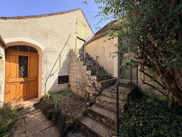 Maison
         7 pièces
        - 177 m² Bien prestige 499 000 € *