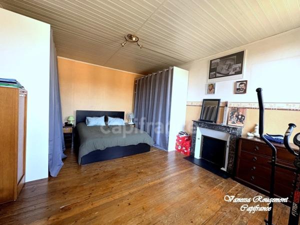 À vendre – Maison de village 4 chambres avec jardin, dépendances, grange et espace spa