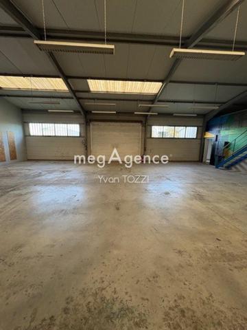 Local Commercial à Les Sables-d'Olonne, 85100 - 8 pièces 260m²