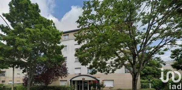 Appartement 2 pièces de 50 m² à Orly (94310)