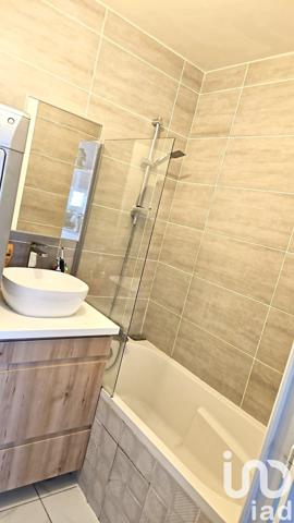 Appartement 2 pièces de 50 m² à Orly (94310)