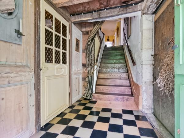 Maison en pierre de 560 m²