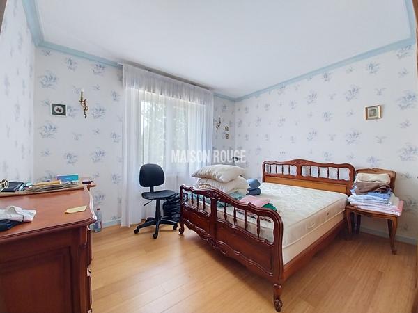 PLUDUAL ,BELLE PROPRIÉTÉ FAMILIALE AVEC 4 CHAMBRES, GÎTE ET 4 800 M² DE TERRAIN