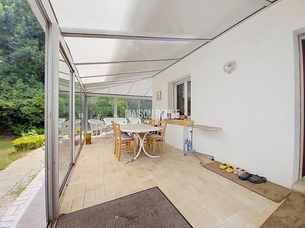 PLUDUAL ,BELLE PROPRIÉTÉ FAMILIALE AVEC 4 CHAMBRES, GÎTE ET 4 800 M² DE TERRAIN