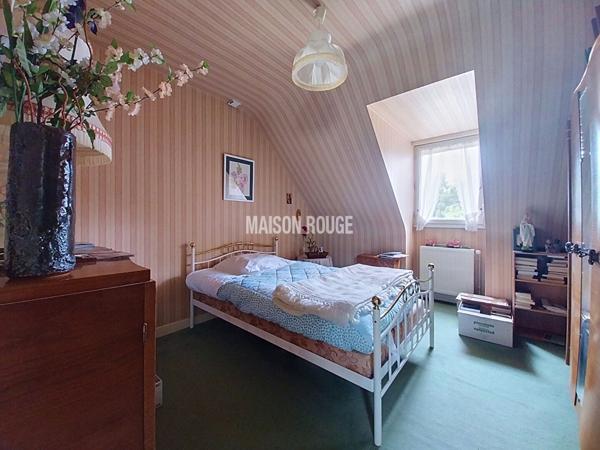 PLUDUAL ,BELLE PROPRIÉTÉ FAMILIALE AVEC 4 CHAMBRES, GÎTE ET 4 800 M² DE TERRAIN