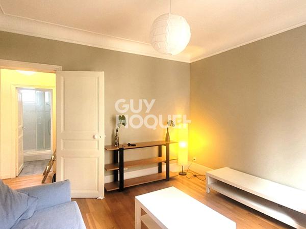 Appartement 2 pièces 45.73 m2 PARIS 15 PORTE DE VERSAILLES