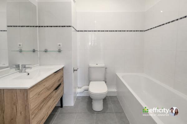 Appartement
         4 pièces
        - 73 m² Exclusivité 394 900 € *