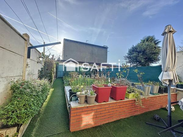 Maison mitoyenne 4 pièces avec dépendance