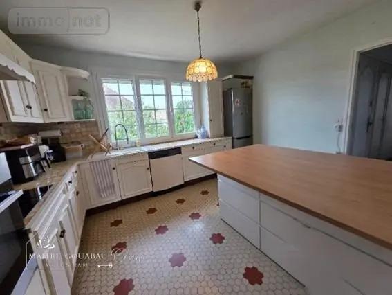Achat - Maison Saint-Berthevin 53940 5 pièces 116 m 2 371 m 2