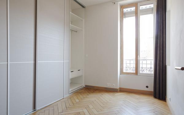 Appartement à vendre    6 pièces • 200 m2 Lyon 7
