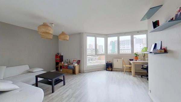 Exclusivité Optimhome – Appartement 4 pièces lumineux à 3 minutes du métro Gallieni