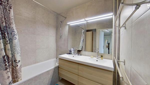 Exclusivité Optimhome – Appartement 4 pièces lumineux à 3 minutes du métro Gallieni
