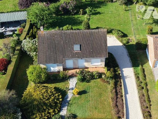 Maison individuelle à ARQUES sur un jolie parc arboré
