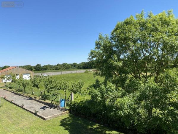 Maison à vendre à Vairé en Vendée (85150), ref : 85072-1082