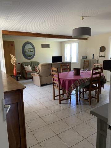 Maison à vendre à Vairé en Vendée (85150), ref : 85072-1082