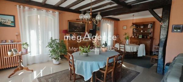 Maison à Saintes, 17100 - 10 pièces 217m²