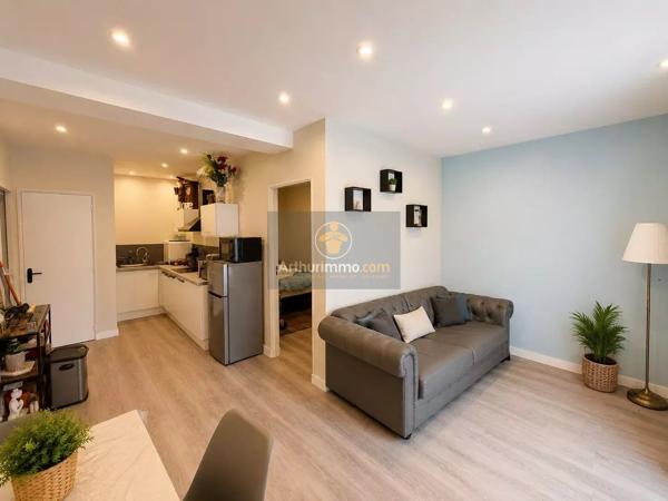 Vente                                                      Appartement
                        
                     2 pièces                      33 m2                     à Mortcerf