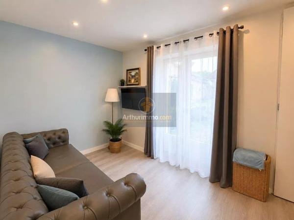 Vente                                                      Appartement
                        
                     2 pièces                      33 m2                     à Mortcerf