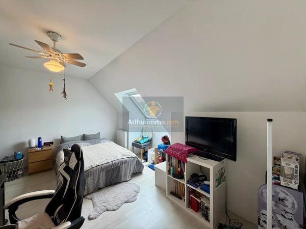 Vente                                                      Maison
                        
                     4 pièces                      92 m2                     à Rozay-en-Brie