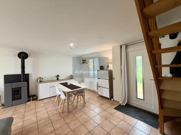 Vente                                                      Maison
                        
                     4 pièces                      92 m2                     à Rozay-en-Brie