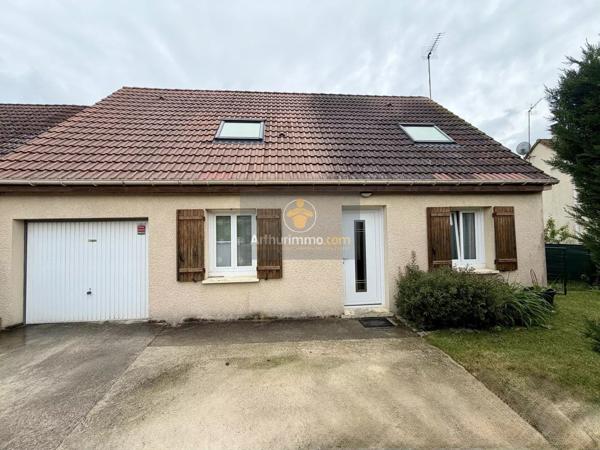 Vente                                                      Maison
                        
                     4 pièces                      92 m2                     à Rozay-en-Brie
