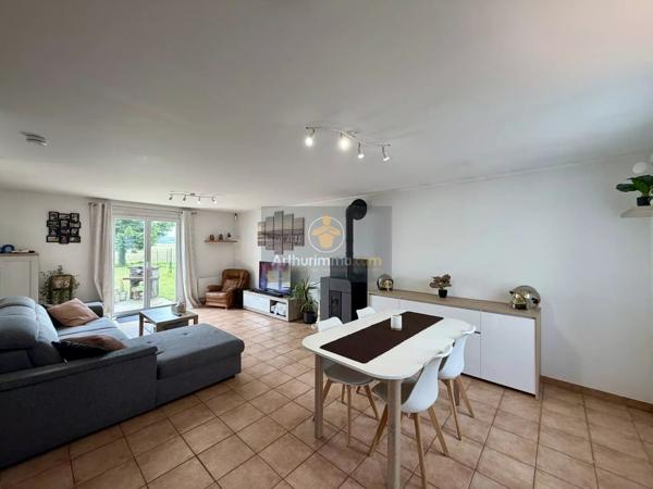 Vente                                                      Maison
                        
                     4 pièces                      92 m2                     à Rozay-en-Brie