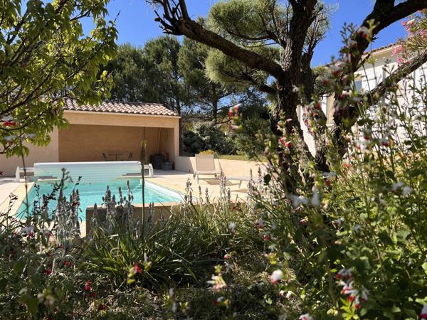Maison de Plain-Pied avec Piscine aux Portes de Carcassonne